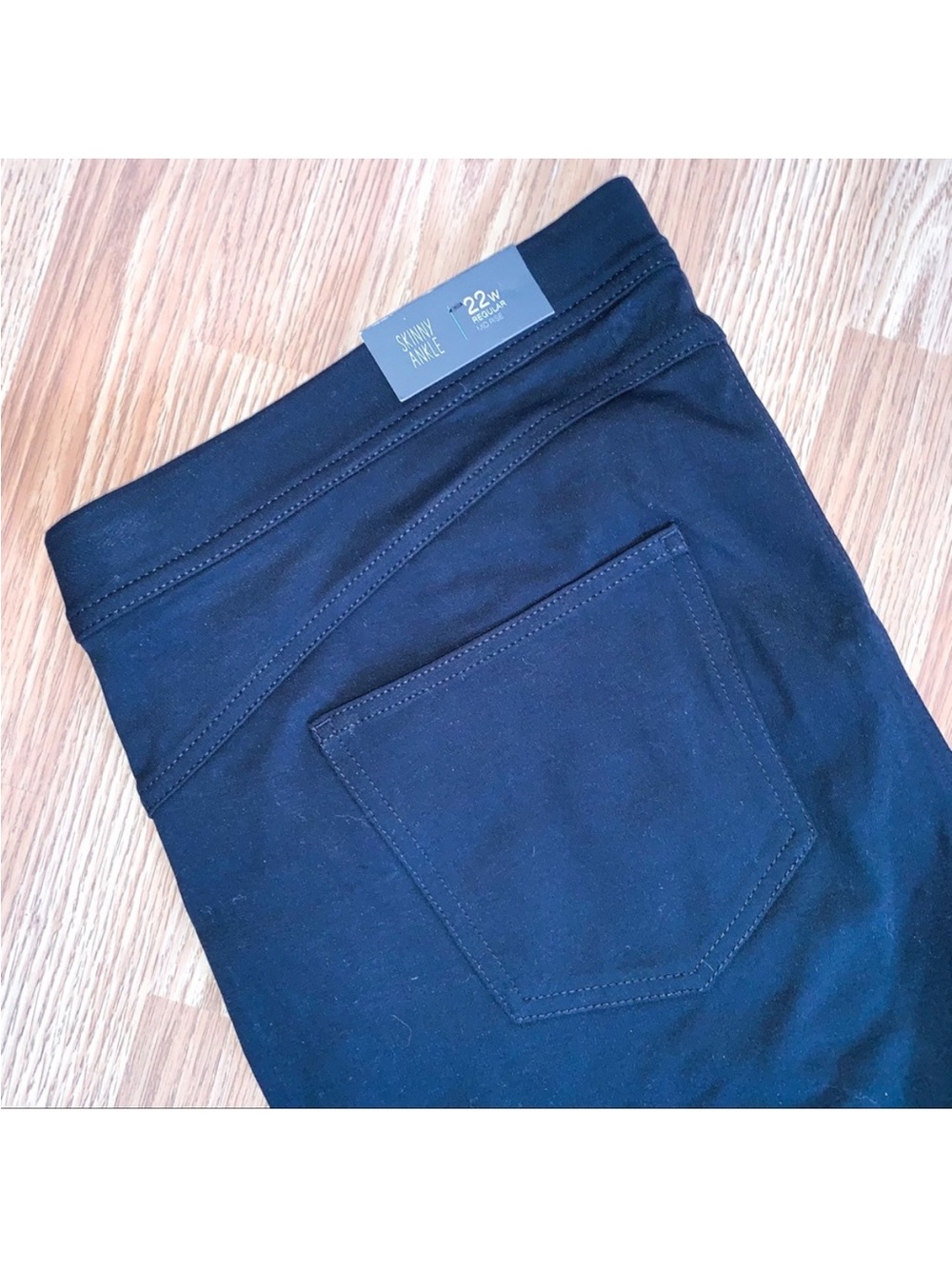 Maurice’s • Black Ponte Skinny Jeans